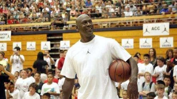 nba买断和裁掉的区别「NBA十大冷知识买断和被裁区别如恋爱分手没打过篮球也能选秀」