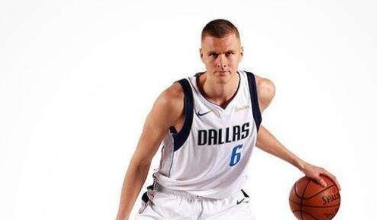 nba最高球员和最矮球员「NBA各位置最高和最矮球员分别是谁2位巨人2米31一对相差48cm」
