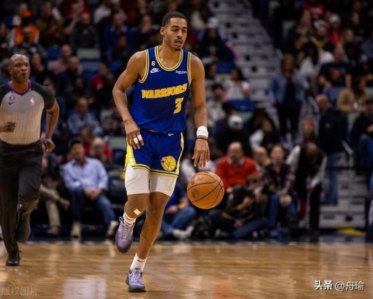 勇士被快船31分逆转「今日NBA勇士被狂屠45分快船挑落西部第一绿军9连胜终结」