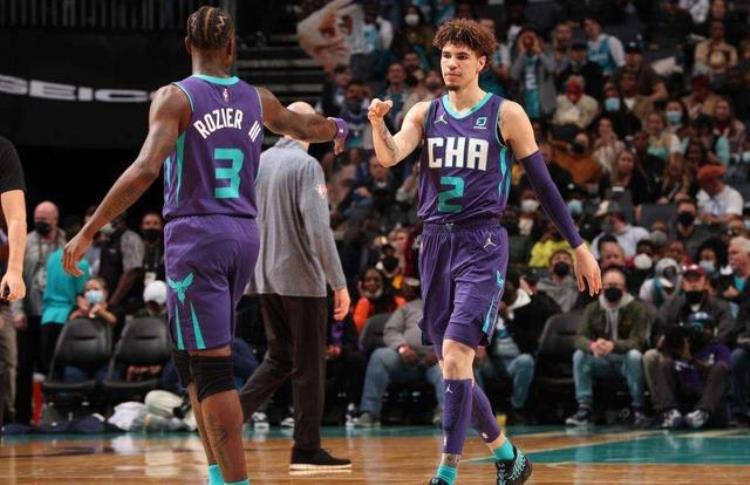 NBA成立75年至今4队未获东西部第一快船鹈鹕上榜灰熊有望打破