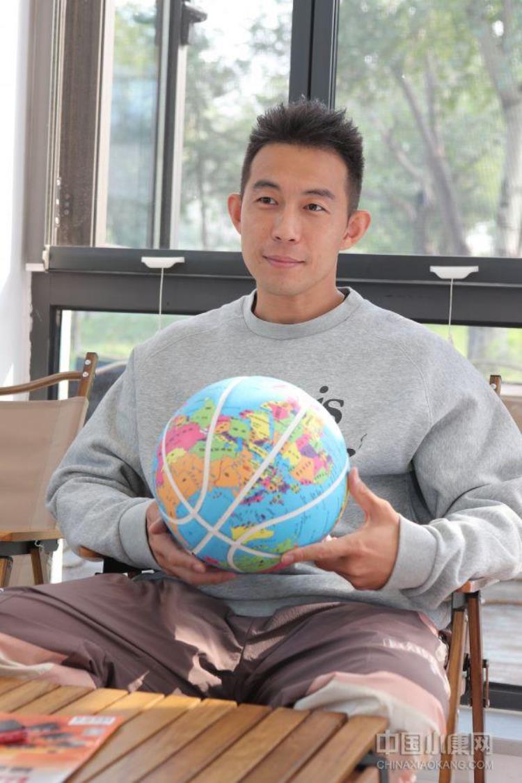姜山让中国花式篮球走向世界
