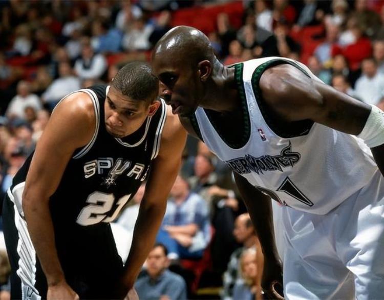 双一阵最多的球员「NBA双一阵次数最多的十位球星现役两人上榜排在第一的是谁」