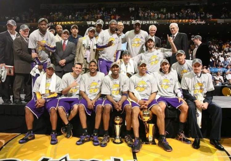 nba30天30队湖人「洛杉矶湖人队30天30队历史」