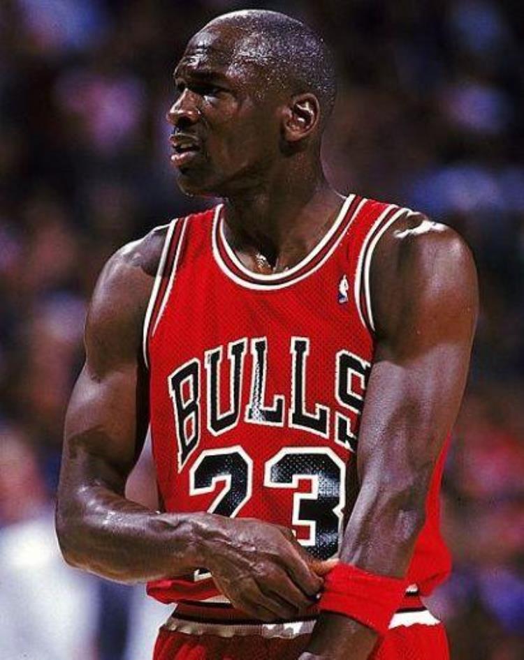 nba联盟规则演变过程「从这些NBA规则的演变看联盟的历史发展多人因实力强大而遭殃」