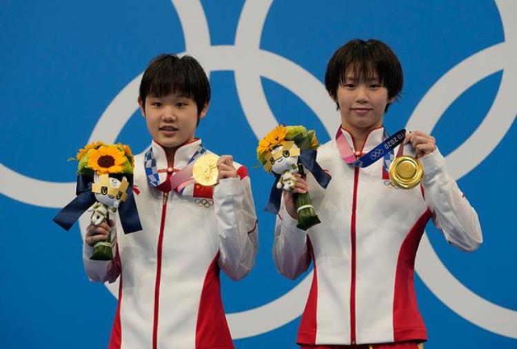 一块奥运金牌到底值多少钱「一块奥运金牌含多少金子你知道奥运金牌值多少钱吗」
