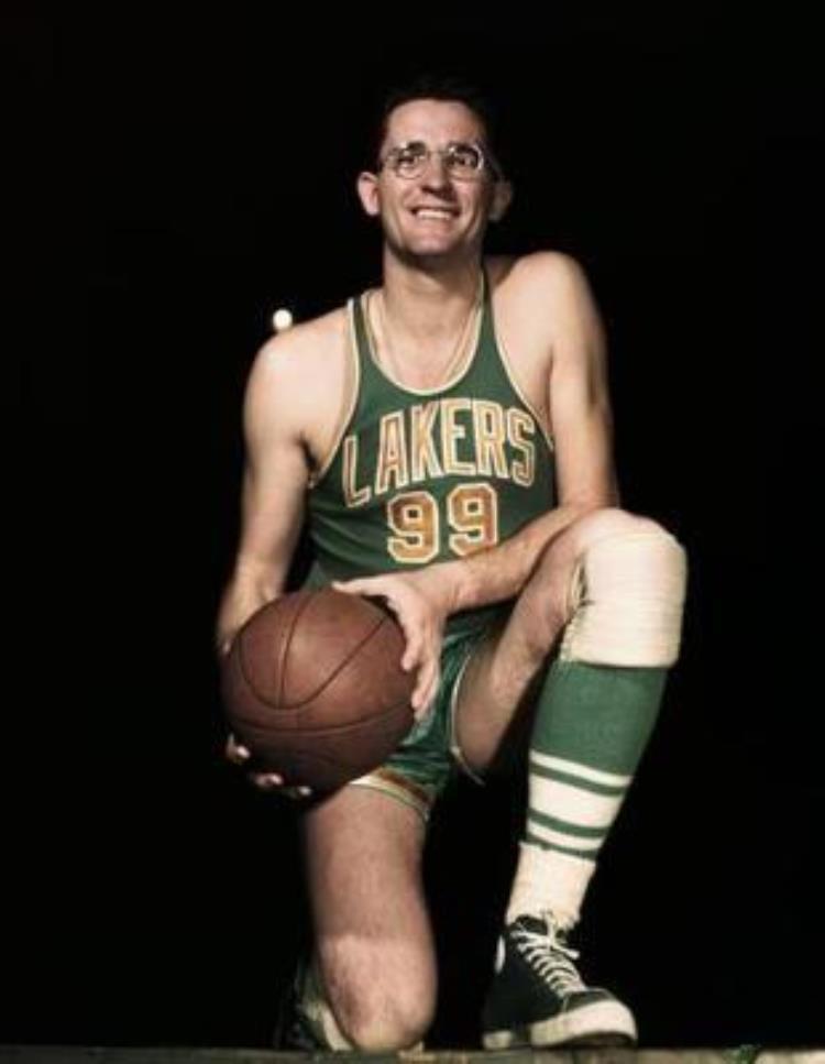 nba联盟规则演变过程「从这些NBA规则的演变看联盟的历史发展多人因实力强大而遭殃」