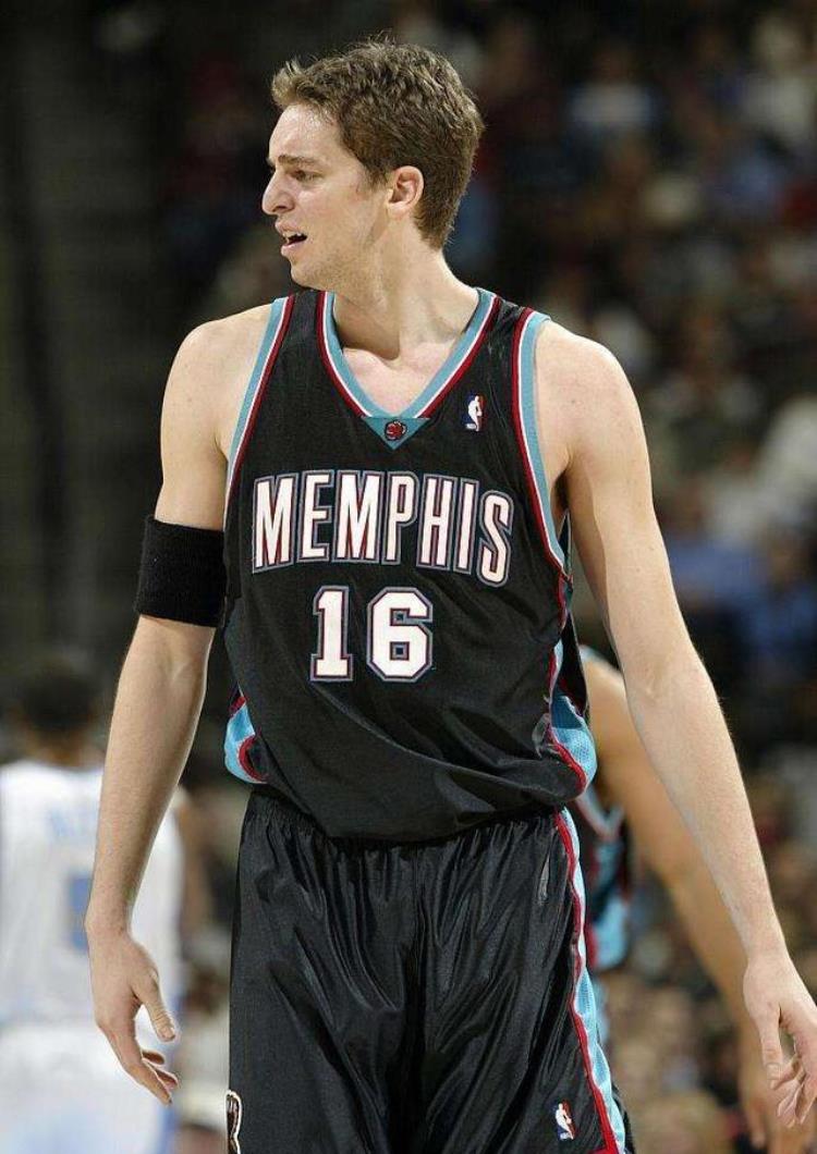 山猫队之前nba有多少球队「NBA球队数量名称变化36年前仅23队山猫黄蜂鹈鹕分不清楚」