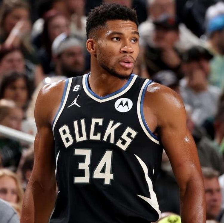 nba替补人数「从替补到巨星有多不易NBA现役400多人也就4人做到」