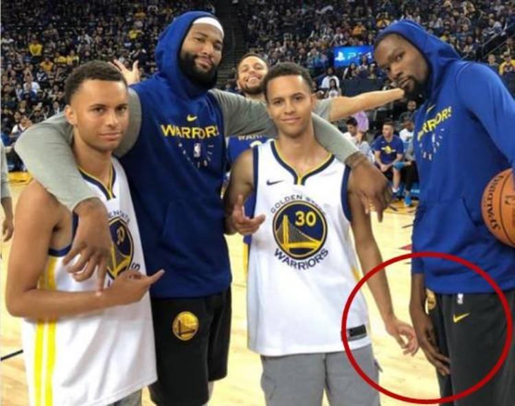 NBA球员大手分4个等级杜兰特A级乔丹S级那SSS有多猛