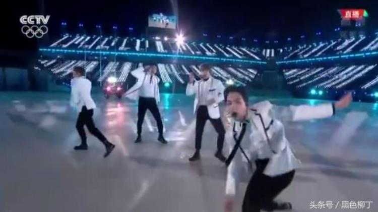 韩国艺人看exo表演反应「面对北京8分钟抢戏韩国的绝招是EXO表演韩流明星最后压轴」