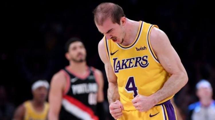 亚历克斯卡鲁索的NBA之路我变秃了也变强了
