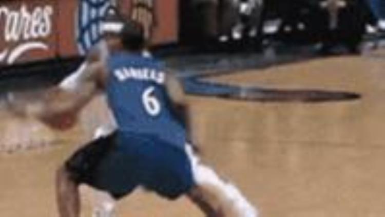 NBA之外难以看到的4种动作空中抓帽晃倒站着扣篮死亡之扣