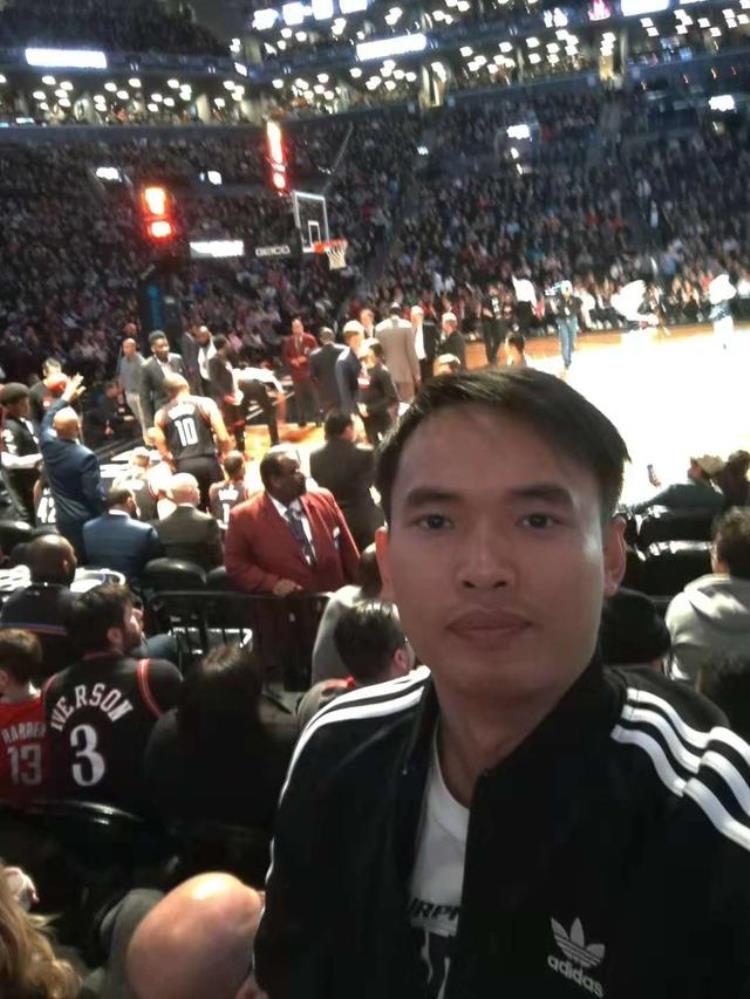 怎么看nba火箭比赛「亲身经历教你如何现场看NBA球赛火箭VS篮网」