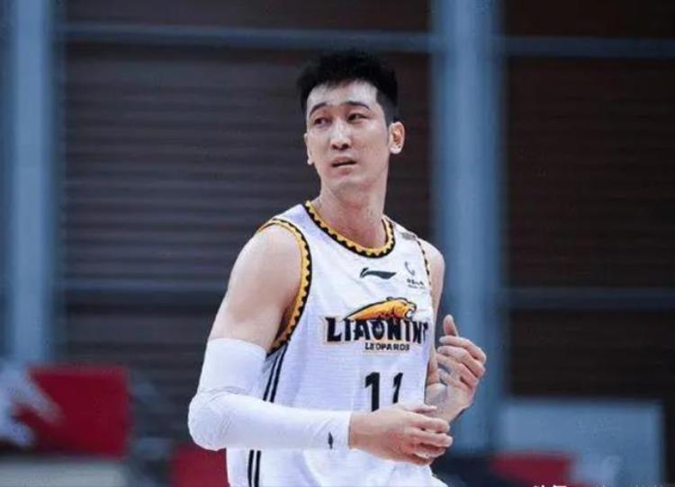 中国即将进入nba的球员名单「正式确定四名中国球员全部落选NBA下赛季或都会回CBA打球」