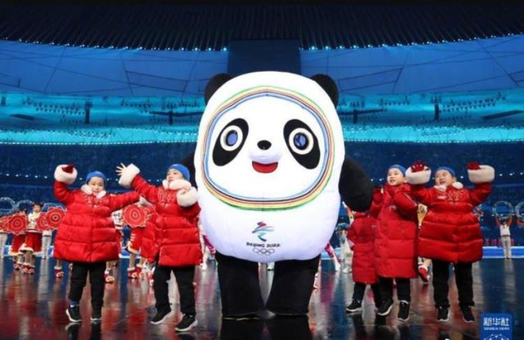 冬奥会开幕式的热场节目竟是30分钟的广场舞「冬奥会开幕式的热场节目竟是30分钟的广场舞」