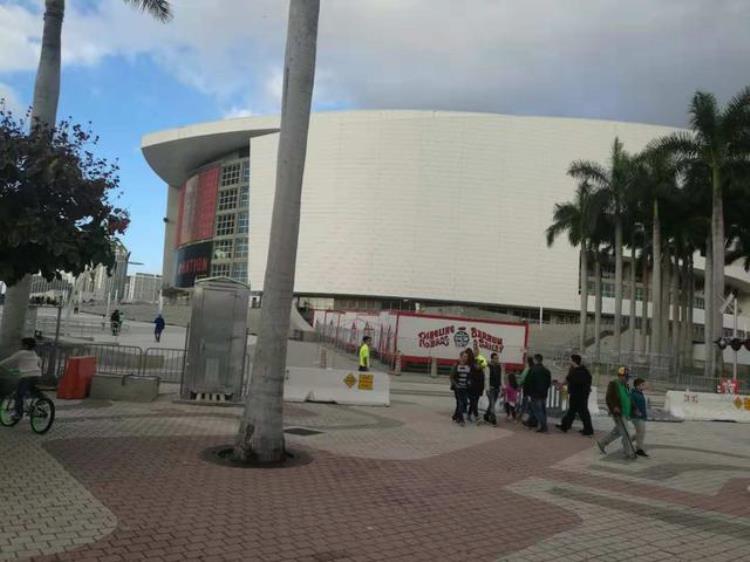 怎么看nba火箭比赛「亲身经历教你如何现场看NBA球赛火箭VS篮网」