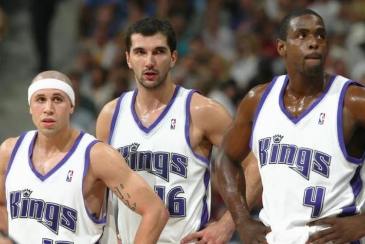 NBA26连败「时隔6514天终于拿到6连胜NBA第一烂队翻身了」