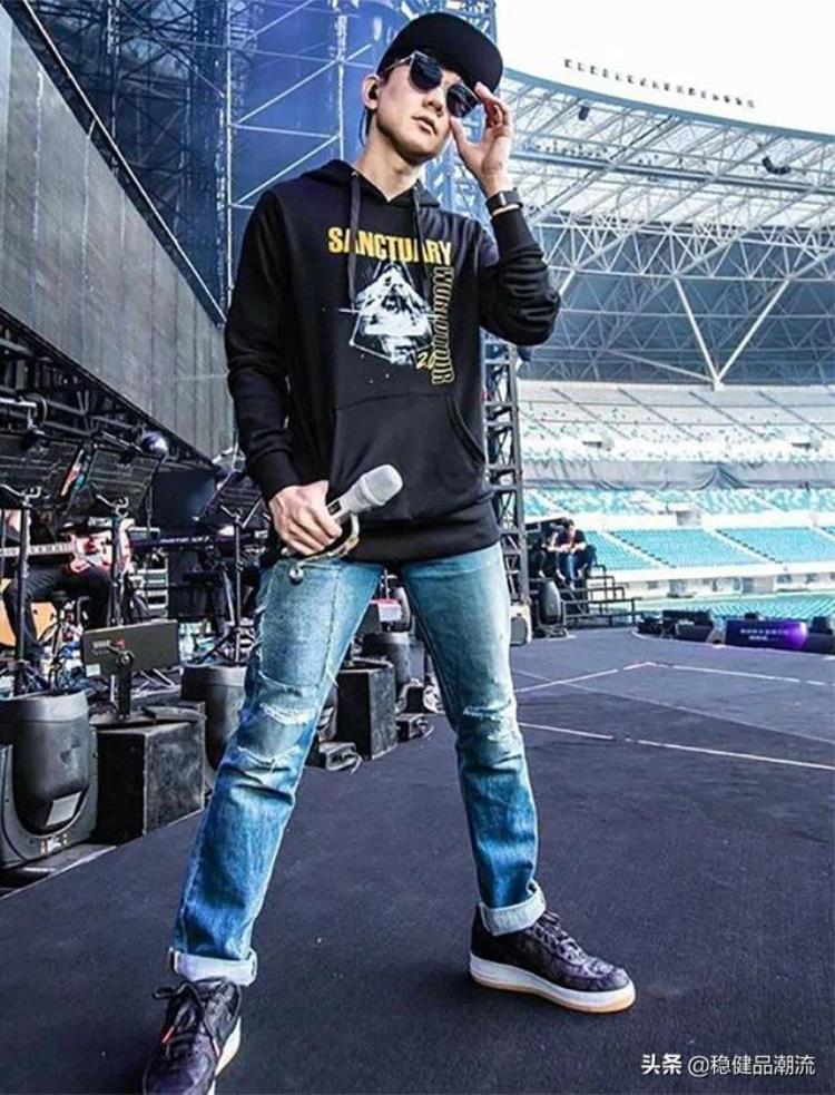 air force 1怎么搭配「不知道AirForce1怎么搭配没事今天我教你」