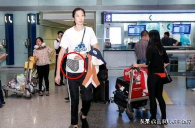奥运冠军都背什么包「奥运冠军都背什么包」