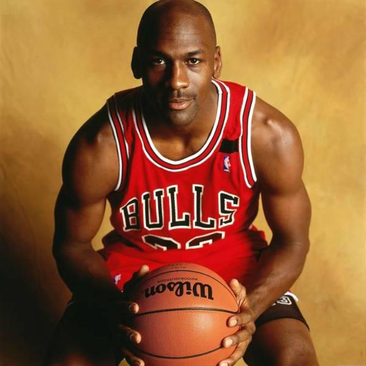 乔丹为什么是篮球历史第一人「乔丹为何是NBA历史第一人看完3点你就知道最后一项碾压众星」