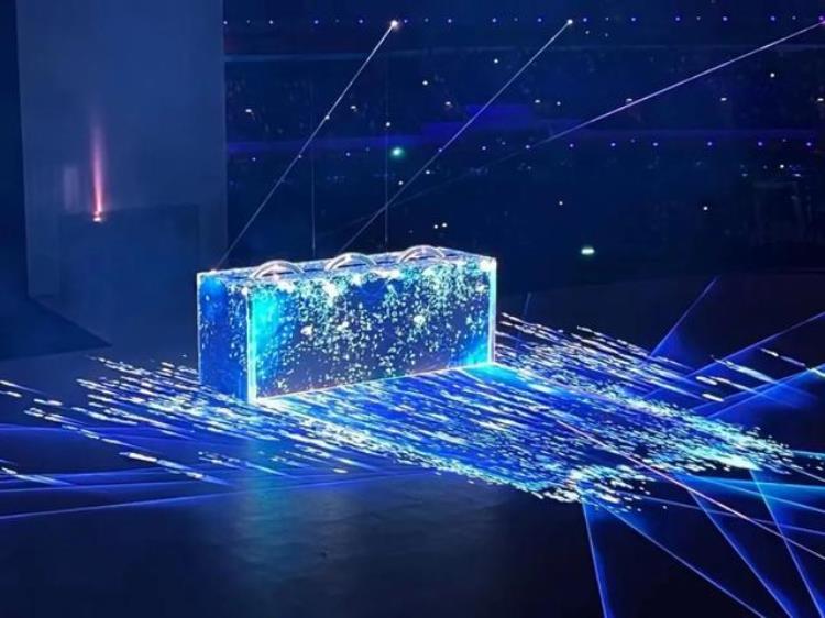 数字科技美学创新北京冬奥会开幕式点亮世界最大地屏