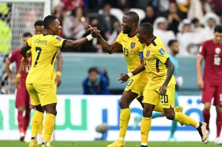 卡塔尔国足喜讯虽然首场输球但是小组赛仍能晋级