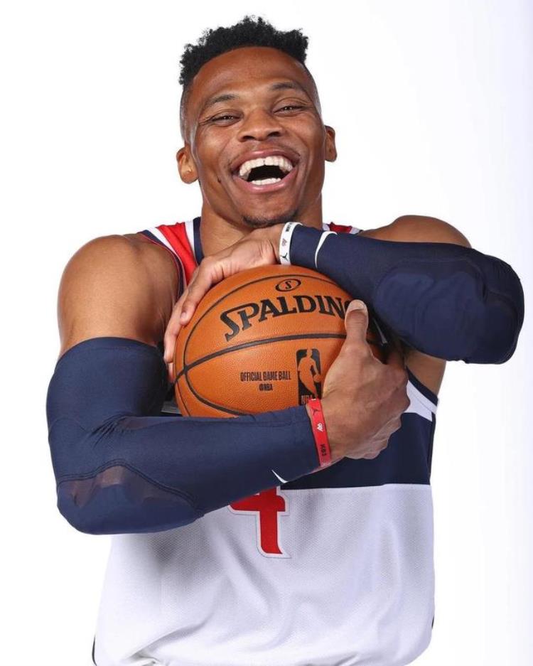 身价最高后卫球员「NBA本赛季5大4000万后卫有几个符合身价」