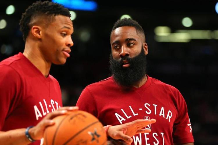 雷霆三巨头为什么失败「NBA1718赛季雷霆队豪华三巨头组合失败之原因综析」