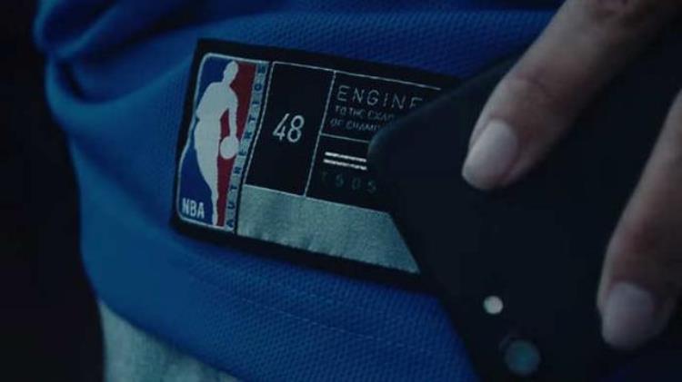 Nike正版NBA球衣内置NFC功能可下载附加内容