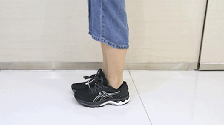 便宜质量好的跑步鞋「4折买到奥运冠军同款大牌跑鞋轻软护脚不伤膝」