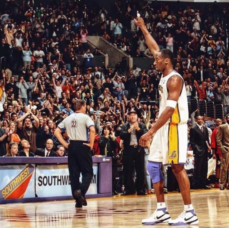 科比职业生涯几个赛季「NBA揭秘科比职业生涯20个赛季为什么只有1个MVP」