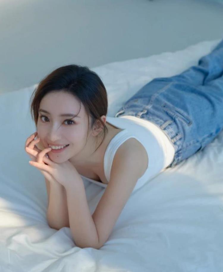 和金咕咕直播pk的女主播「女主播之间的较量这波我站咪咕」
