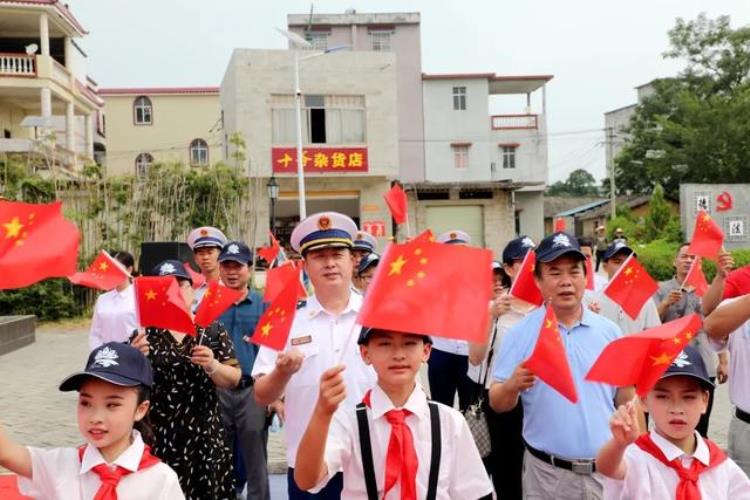 燃广西贵港市消防救援支队完成全区第十五届运动会圣火采集任务