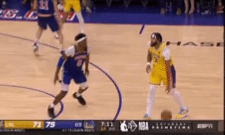 勒布朗詹姆斯生涯总得分「NBA历史总得分第一勒布朗詹姆斯的得分位置和打法的变化」