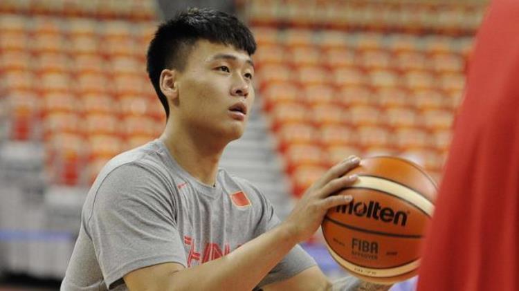 赵睿新赛季「赵睿当选MVP他已经迎来全面升级或有望进入NBA」