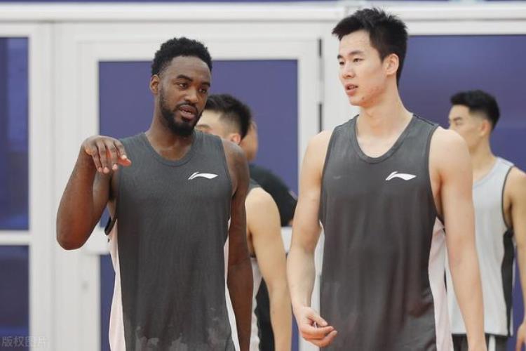 nba有亚洲球员吗「停止对亚洲人的仇恨亚洲球员全部落选NBA是真不买亚洲人的账」