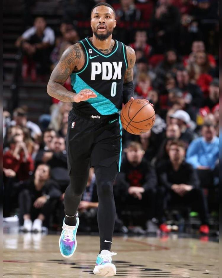 一周NBA上脚杜兰特上脚OW联名精英科比9重现江湖