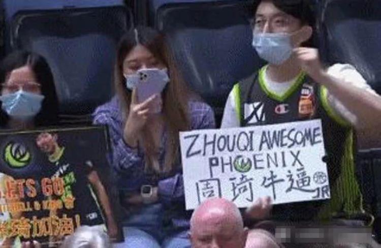 25分钟258抢下篮板按倒对手周琦这么打能重返NBA