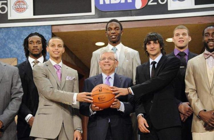 重排2009届选秀后卫质量最强的一年一人改变NBA格局