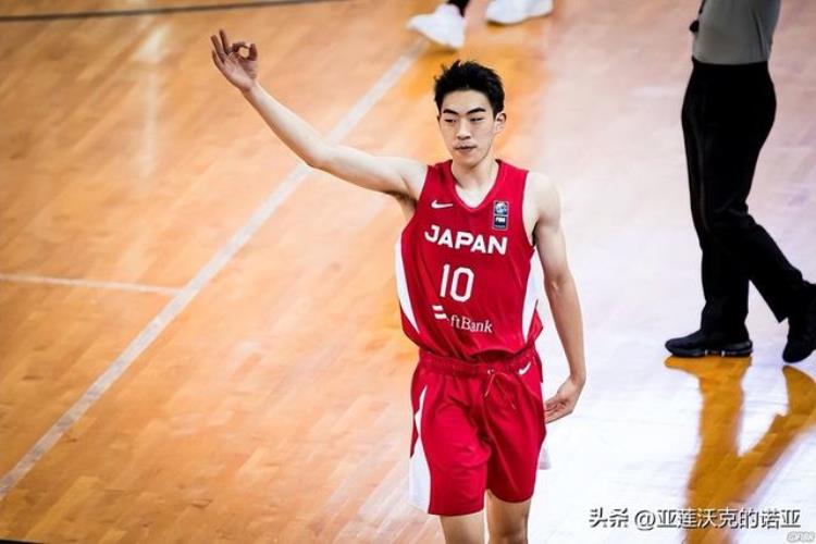 日本男篮新星「日本U17男篮回顾王牌川岛悠翔四位混血球员」