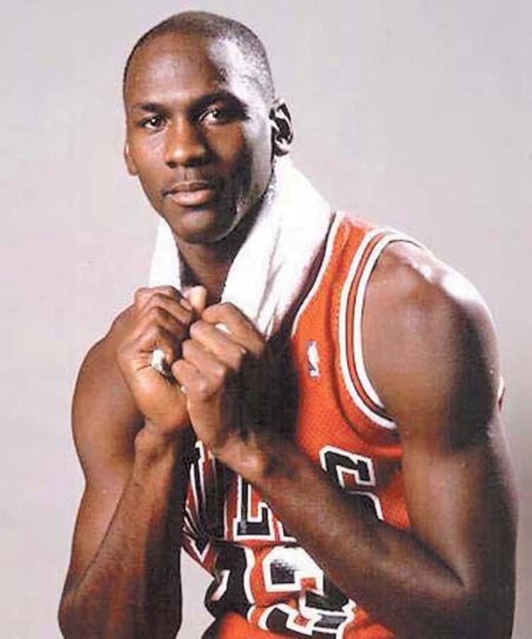 纪实连载四菜鸟乔丹如何快速融入NBA以及童年经历