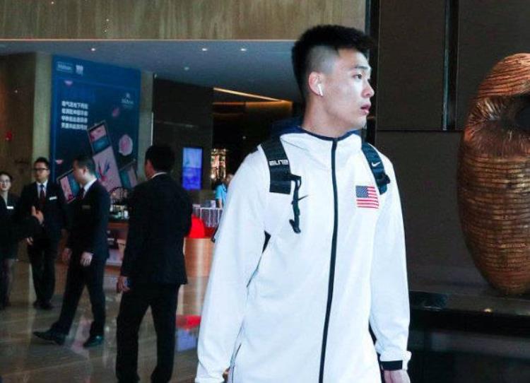 赵睿新赛季「赵睿当选MVP他已经迎来全面升级或有望进入NBA」