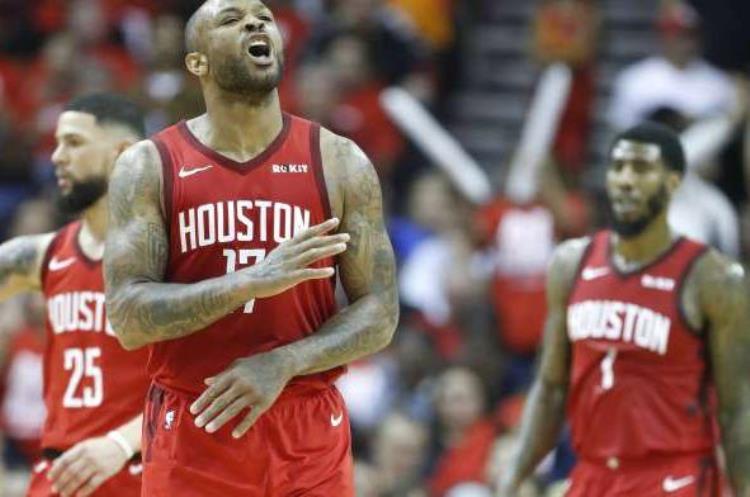 nba两亿合同球员「小人物传26岁才进NBA拿到3年2000万却跳出合同本赛季519万」
