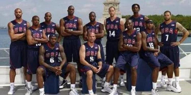 各国最强NBA球员组成一队能打得过美国梦八队吗