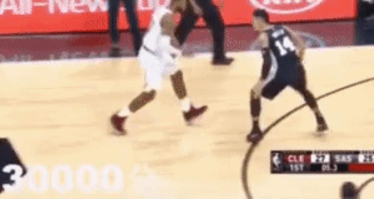 勒布朗詹姆斯生涯总得分「NBA历史总得分第一勒布朗詹姆斯的得分位置和打法的变化」