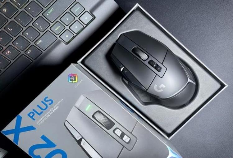 电竞玩家的桌面新宠罗技G502XPLUS无线游戏鼠标评测