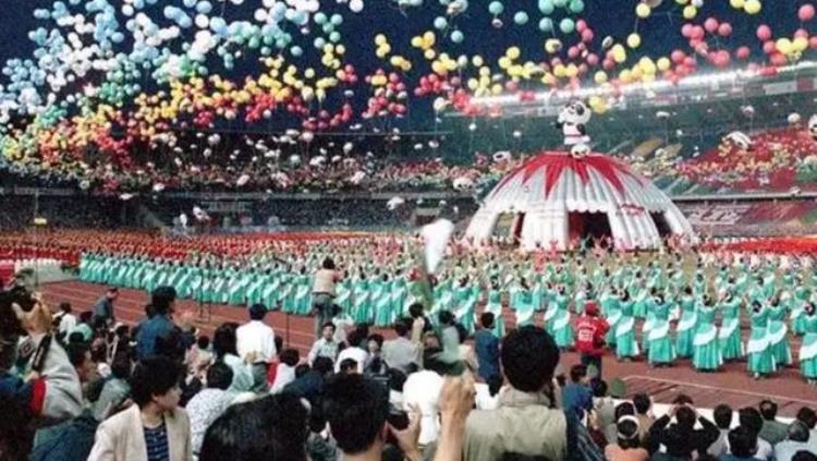 1993年北京申奥失败有人质疑国外有人捣鬼邓小平12个字回复