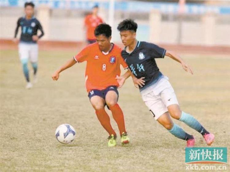 广东青少年校园足球联赛广州体院获得三项冠军