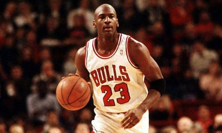 nba球员为什么剃光头「为什么NBA球员喜欢剪光头乔丹科比颜值骤升还有4大好处」