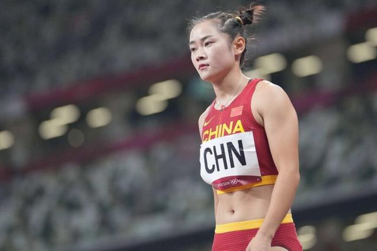 34中国女飞人34梁小静身高不足一米六屡破纪录速度惊呆黑人选手
